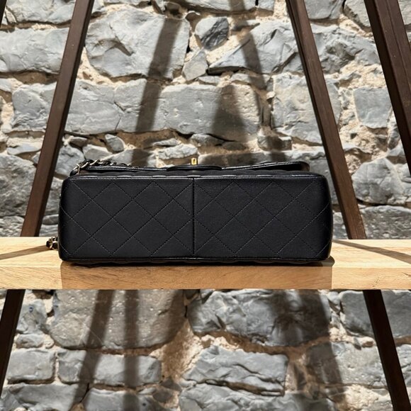 Chanel Black Lambskin GHW Jumbo Classic Double Flap Bag - Picture 6 of 16